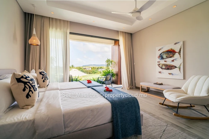 Modern Elegance: Luxurious Villa with Spectacular Views