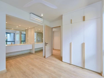 4 Bedroom Townhouse, Duplex
