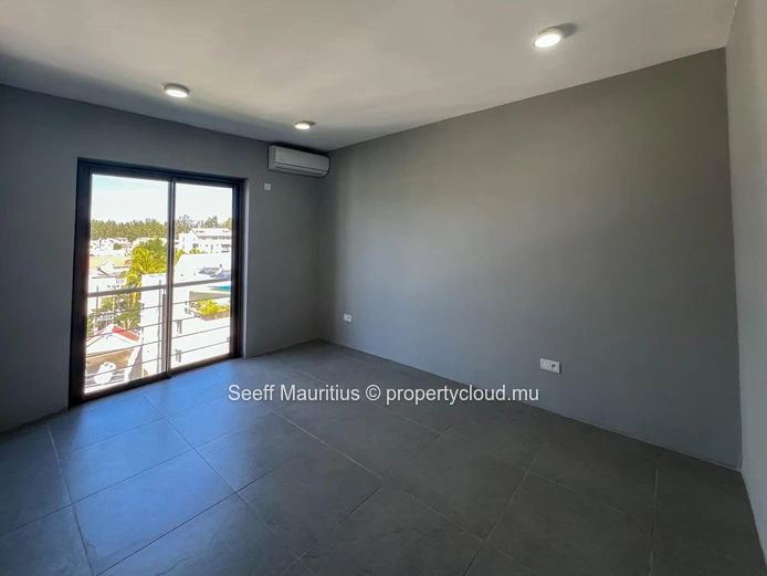 Exceptionnel Penthouse Duplex – Flic en Flac | Vue Mer | Piscine Privée
