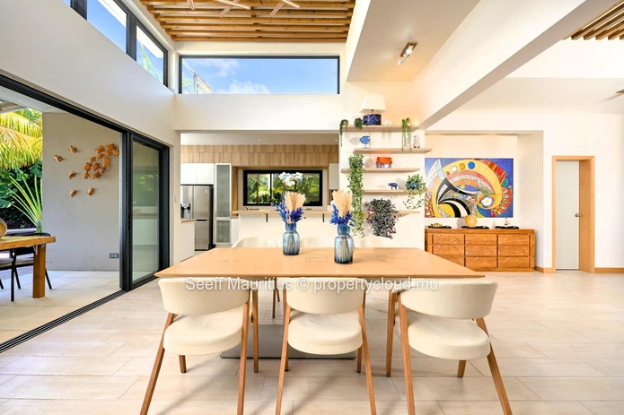 Contemporary Elegance villa on the Golf Course