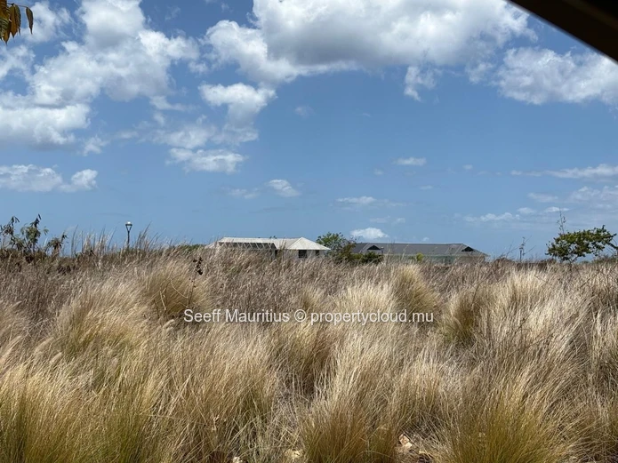 Superb Plot for Sale in Gated Residences