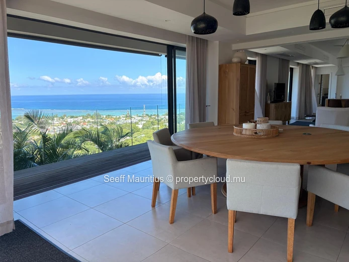 Coastal Elegance Meets Mountain Majesty