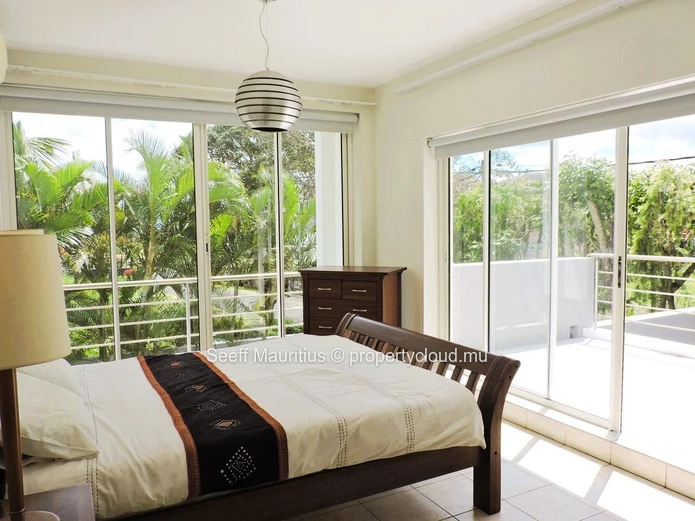 Charming 3-Bedroom Home in Résidence Trianon