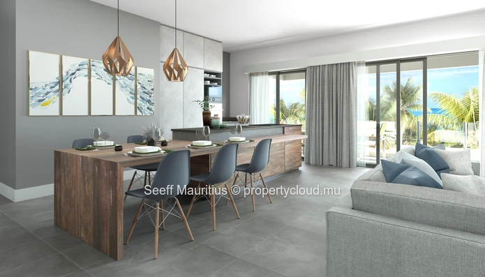 Endless Summer: Coastal Apartment with Rooftop Views