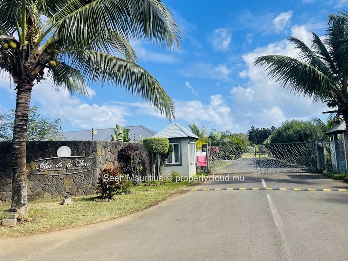 Serene Residential Land in a Gated Estate near La Forêt Daruty 