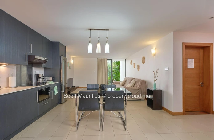 Coastal Elegance Near Mont Choisy