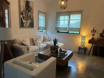 5 Bedroom Apartment